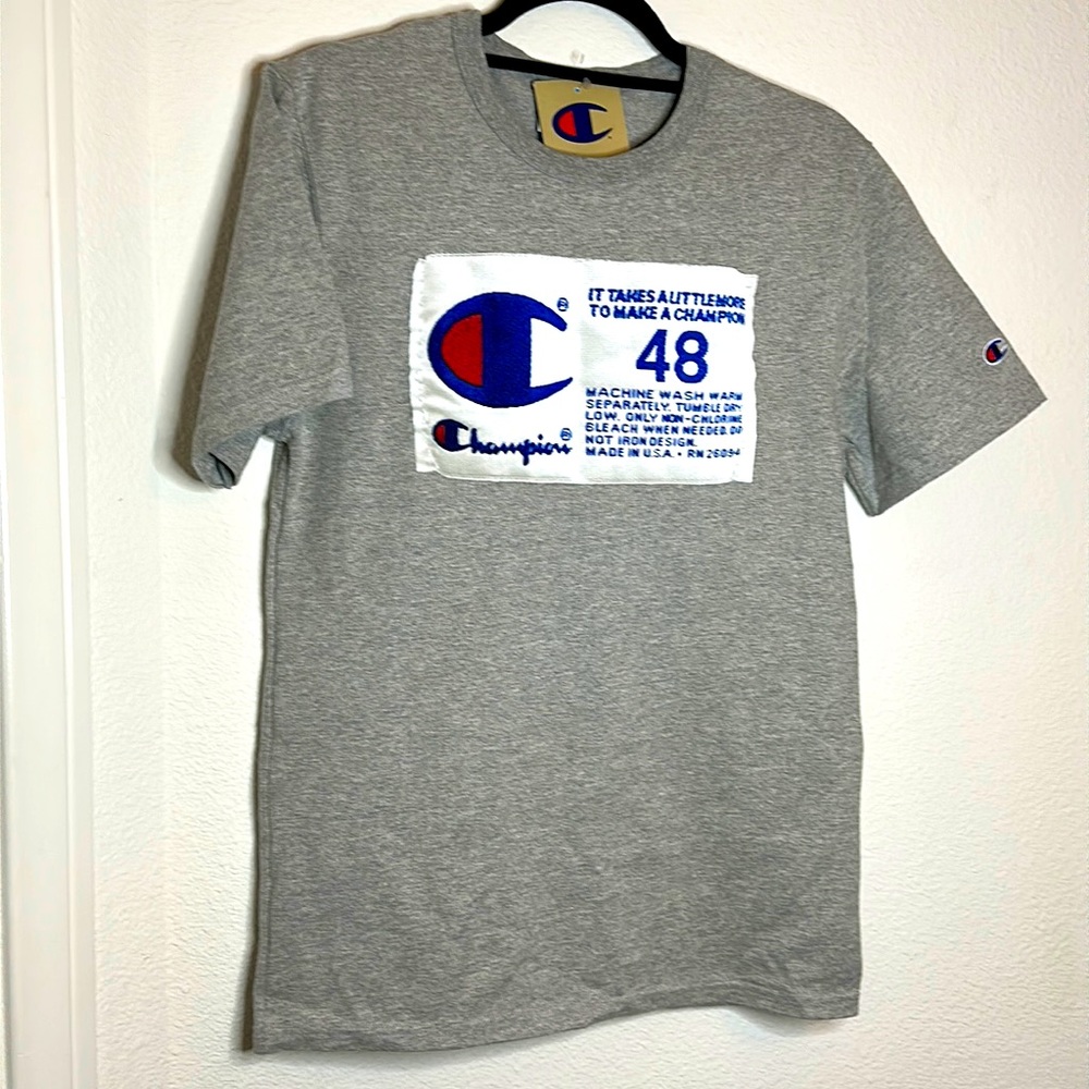 NWT Champion men’s small t-shirt color gray. 90% cotton 10% polyester